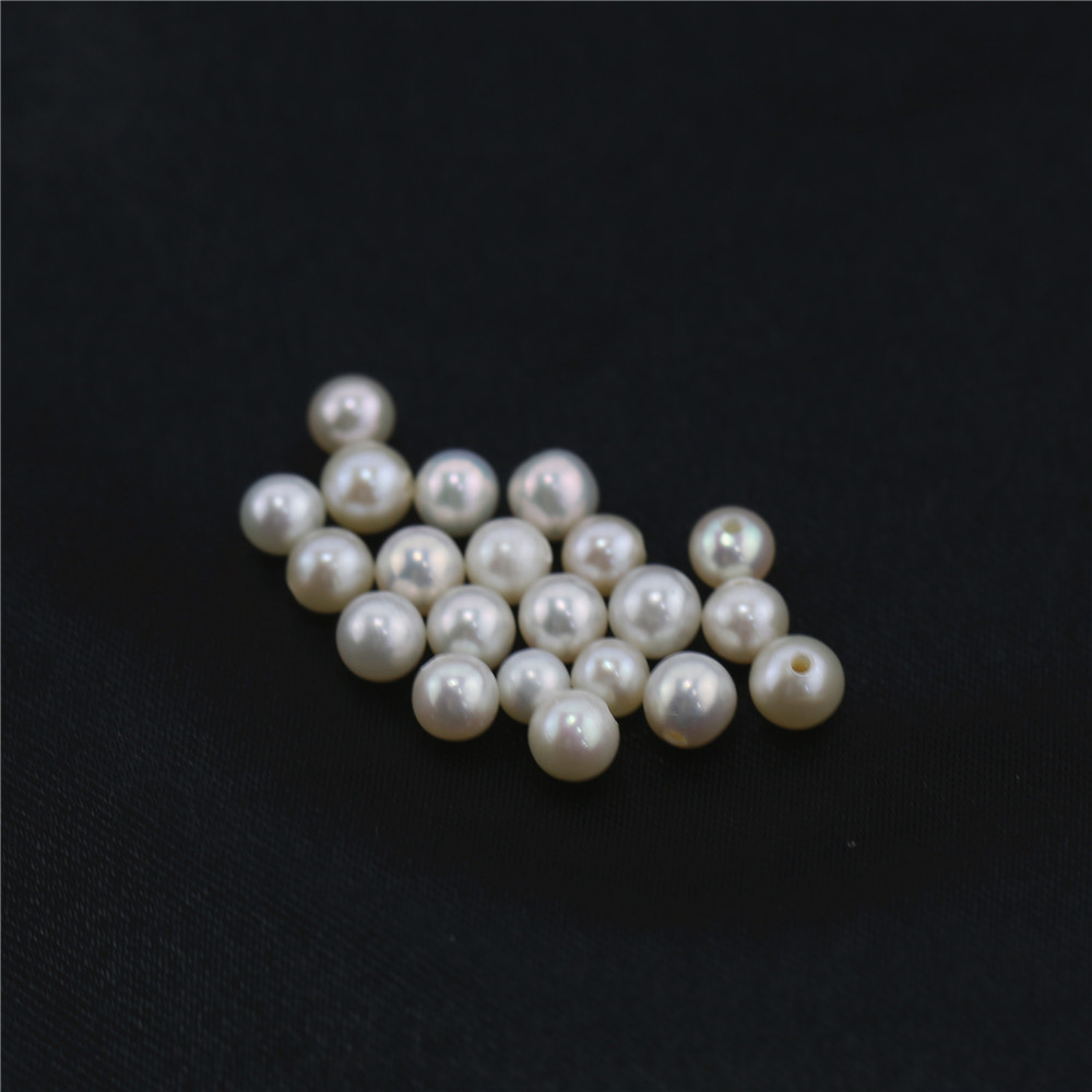 4-4.5mm round AA grade nice quality loose fresh water pearls real